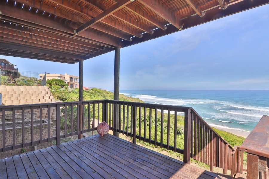 10 Bedroom Property for Sale in Dana Bay Western Cape